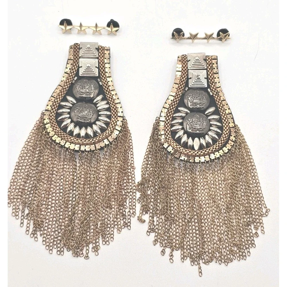 Two Piece Shoulder Tassel Pins and 2 Star Pins Punk Rock Charm Brooch J-14